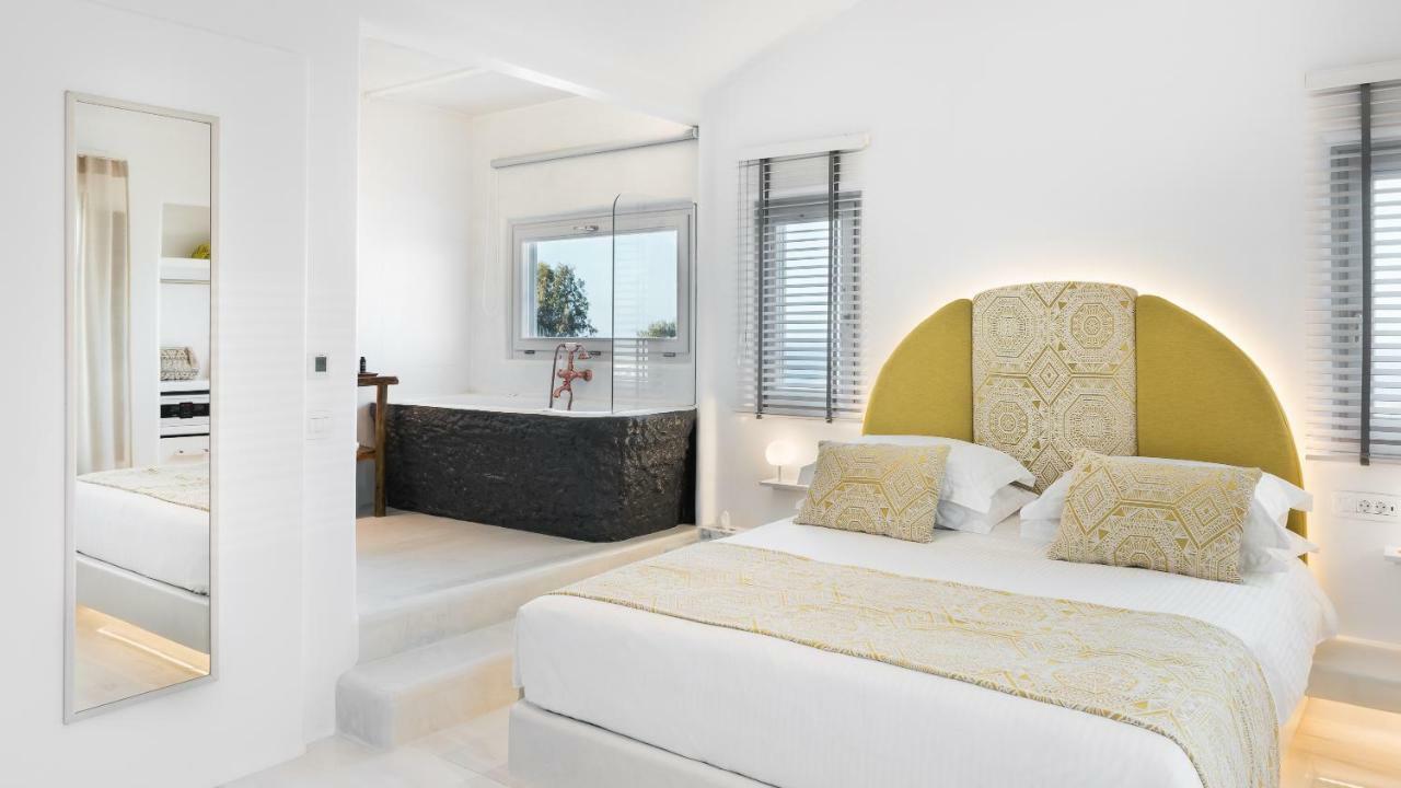 Emfasis Luxury Villa Fira  Exterior photo