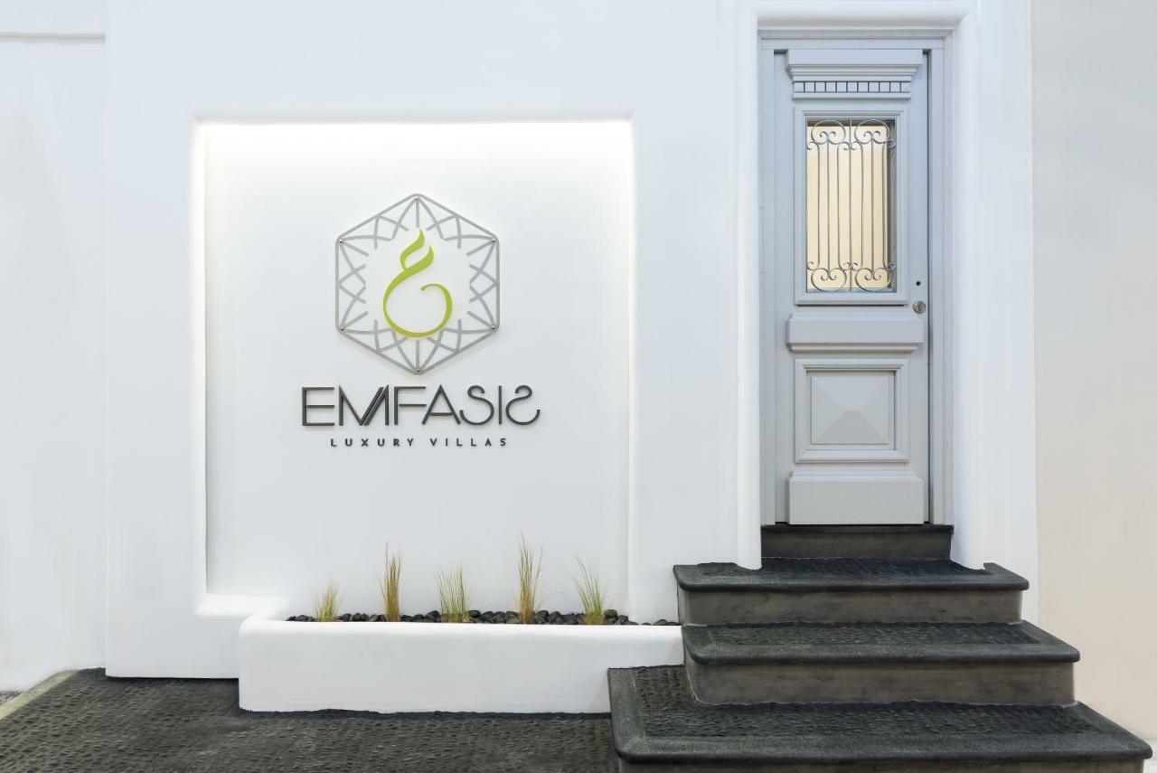 Emfasis Luxury Villa Fira  Exterior photo